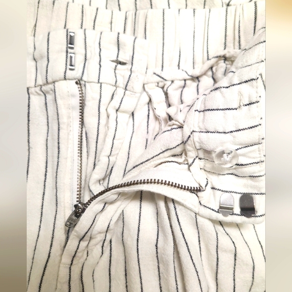 Striped White and Black Women's Linen Pants Size 8 - Picture 6 of 6